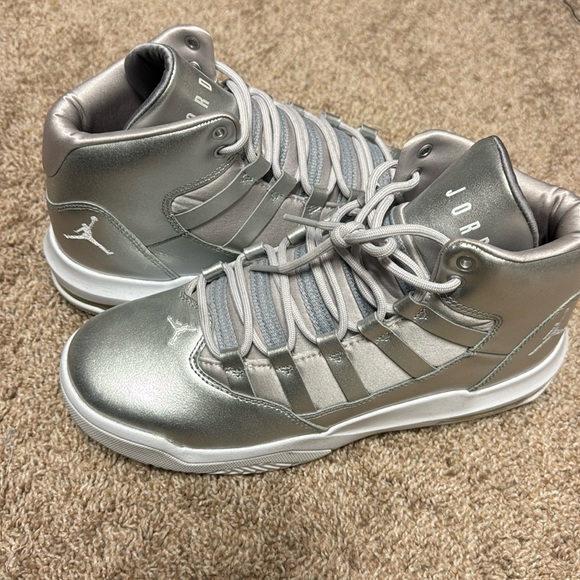 Jordan Other - Jordan Max Aura SE size 6.5Y BRAND NEW
